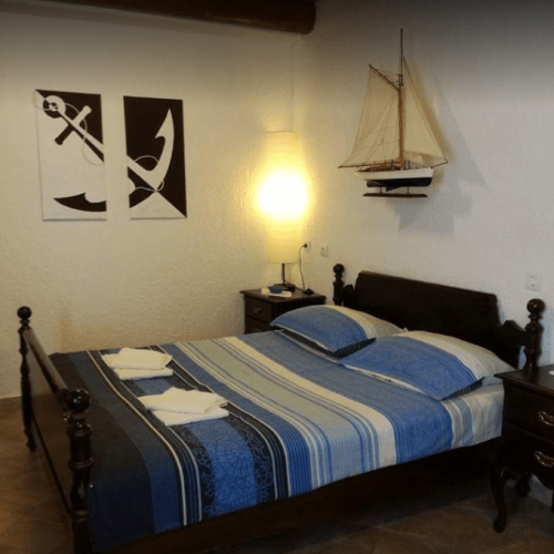 APARTMENT LEANA & ERIC APARTMENT LEANA & ERIC