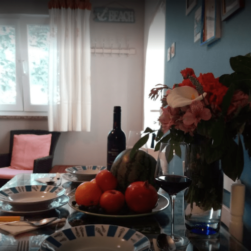 APARTMENT LEANA & ERIC APARTMENT LEANA & ERIC