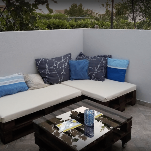 APARTMENT LEANA & ERIC APARTMENT LEANA & ERIC